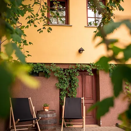 Pocitniska Hisa Car Добровник